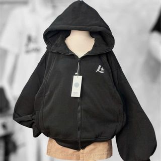 Áo Khoác Nỉ Mềm From Boxy Thêu Chữ L Ngôi Sao Mới Về Nón Rộng Tay Phồng