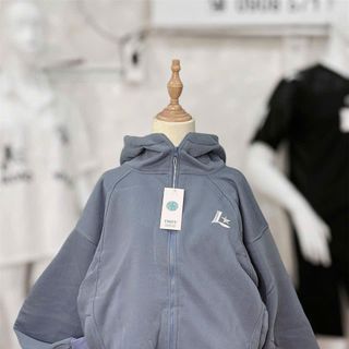 Áo Khoác Nỉ Mềm From Boxy Thêu Chữ L Ngôi Sao Mới Về Nón Rộng Tay Phồng