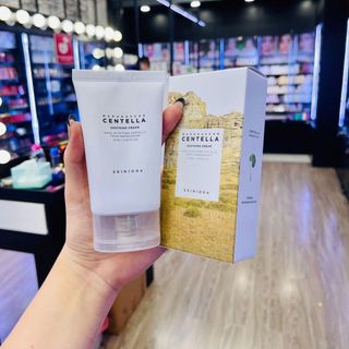 Kem Dưỡng Ẩm Skin1004 Madagascar Centella Soothing Cream 75ml (Nắp Trắng)