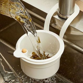 Lọc Rác Nút Bấm Treo Bồn Rửa Chén - clip