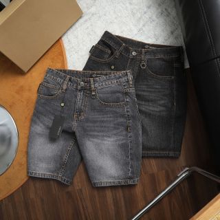 Short jean nam.  Chất  Jean dày dặn có thun co giãn thoải mái.  Mền mịn. Mặc cực êm chính phẫm