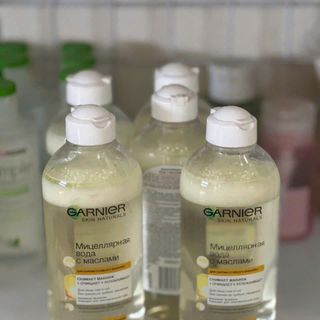 Nước tẩy trang Garnier 400ml,dầu vàng nắp trắng