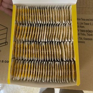Trà Lipton túi lọc nhãn vàng hộp 100 gói của Cty DKSH