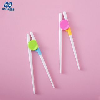 Đũa tập gắp cho bé