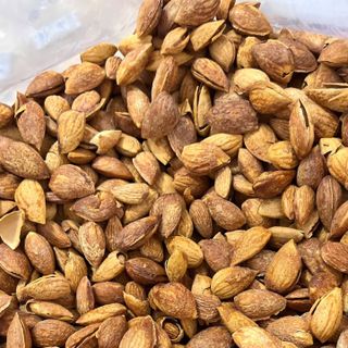 Hạnh nhân vỏ - Hạnh nhân bơ