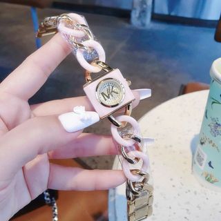 SALE BỎ MẪU ĐỒNG HỒ NỮ THỜI TRANG MICHAEL K VÀNG MẶT Ổ KHOÁ NHỰA