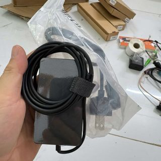 sạc suface 12v-2.58a 36w