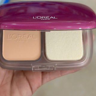 Phấn phủ dạng bột kiềm dầu, chống nhờn Loreal Mat Magique - 6,4g