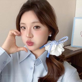 CỘT TÓC NƠ THẮT NÚT
