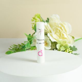 [Dưỡng môi] V- Naturecare Lips – Son Dưỡng Môi Giúp Giữ Cho Môi Luôn Mềm Mại Tươi Tắn Tự Nhiên