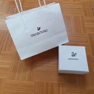 HỘP GIẤY IN TÊN HÃNG CÓ TÚI