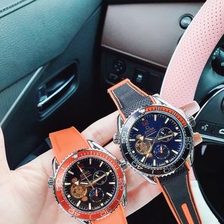 SALE BỎ MẪU ĐỒNG HỒ NAM TRUNG CẤP ÔMEGHA DÂY CAO SU AUTOMATIC