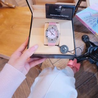 ĐỒNG HỒ NỮ CAO CẤP HUPLOT PINK NIỀNG FULL ĐÁ DÂY CSU BỌC DA