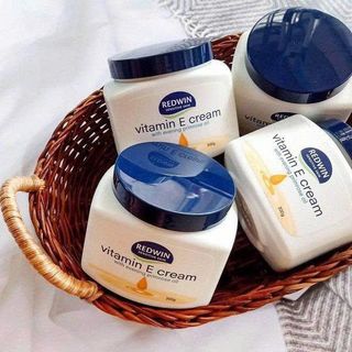 Kem dưỡng Vitamin E REDWIN Cream 300gr