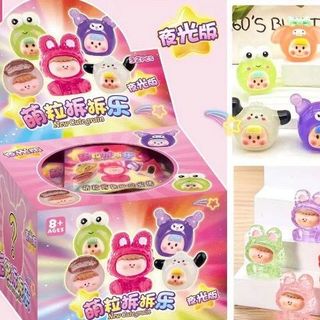 Hộp Mù 32 Túi Thỏ Và Sanrio