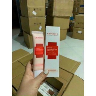 Kem chống nắng Cell Fusion C Laser Sunscreen 100  SPF50+