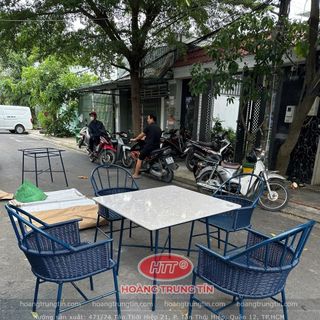 Ghế mây nhựa ngoài trời màu xanh dương