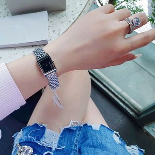 ĐỒNG HỒ NỮ CAO CẤP CNK MẶT VUÔNG