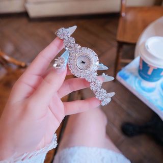 ĐỒNG HỒ NỮ CHÍNH HÃNG MỚI NHẤT FUNMEI HOA MAI  FULL ĐÁ ĐI KÈM TEM KÍCH HOẠT ĐIỆN TỬ