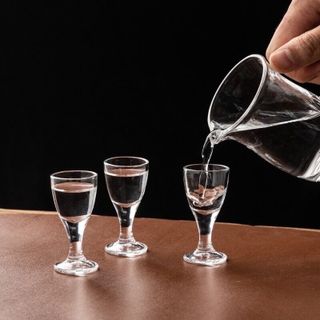 BỘ 6 LY UỐNG RƯỢU CÓ CHÂN 12ML JBB006