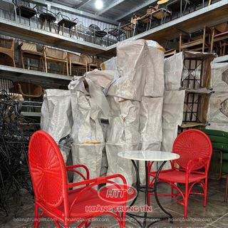 Ghế Nhựa Giả Mây sợi tròn màu đỏ