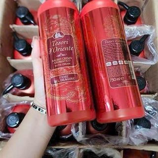 Sữa tắm nước hoa Ý Tesori d'Oriente - 750ml
