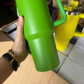 Bình Giữ Nhiệt Inox Tay Cầm Nhiều Màu 1200ml
