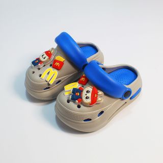 Dép Sục Trẻ Em Sticker Hot Trend – Dép EVA Siêu Nhẹ, Quai Xoay, Lót Êm Chống Sốc – Hàng Nhập Khẩu 100% - Mã 6187-M+8