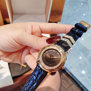 ĐỒNG HỒ NỮ CAO CẤP VERSAT DV25 DÂY DA MẶT TRÒN NIỀNG HOA VĂN
