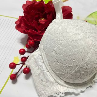 ÁO NGỰC CÀI TRƯỚC MÚT MỎNG CÓ GỌNG NÂNG NGỰC - ÁO NGỰC CÀI TRƯỚC BOYA 012