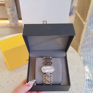 DEAL XỊN ĐỒNG HỒ NỮ CAO CẤP PENDI MẶT CHỮ NHẬT DÂY LOGO HÃNG