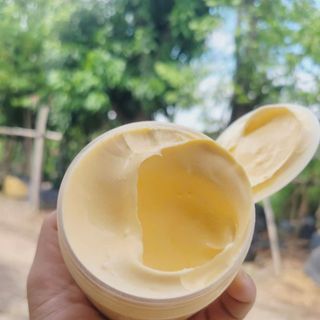 Kem trắng da body cấp tốc