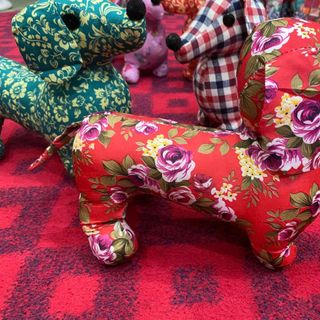 thú nhồi bông trang trí nhà cửa đồ chơi cho bé, thú nhồi bông kiểu bao cấp, chó nồi bông, mèo nhồi bông, gà nhồi bông