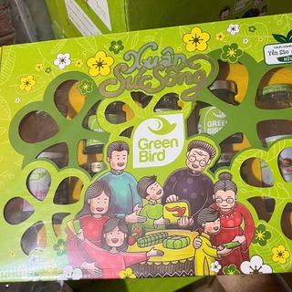 Hộp Quà Set Yến Sào Green Bird Date T11/2025 (Thùng 8 Hộp x 8 Hủ)