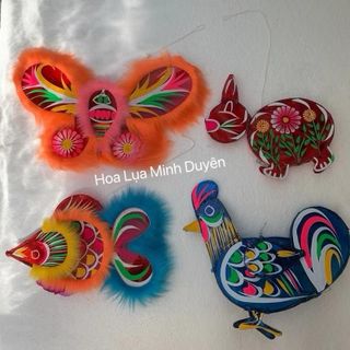 Lồng Đèn Cá Chép , Lồng Đèn Hình Thú ,Đèn Lồng Kiếng Các Con Vật Trang Trí Trung Thu - Cỡ Lớn ( MÀU NGẪU NHIÊN)