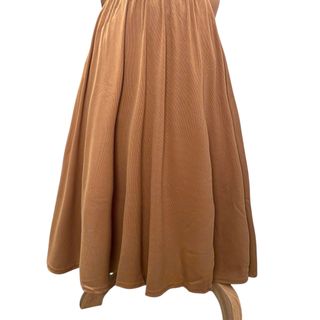 Sét Bộ 2 Món Sang Chảnh Vải Thun Gân Cotton Mềm Mát Áo Thiết Kế Bẹt Vai Kết Hợp Váy Xoè Dáng Đẹp