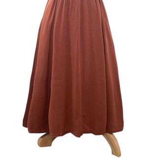 Sét Bộ 2 Món Sang Chảnh Vải Thun Gân Cotton Mềm Mát Áo Thiết Kế Bẹt Vai Kết Hợp Váy Xoè Dáng Đẹp