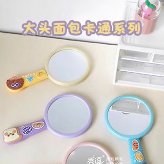 GƯƠNG BÁNH CẦM TAY