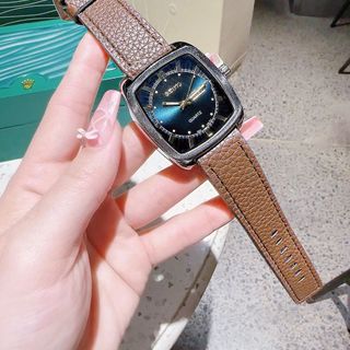 SALE BỎ MẪU ĐỒNG HỒ NAM TRUNG CẤP SEICO DÂY DA NÂU MẶT VUÔNG