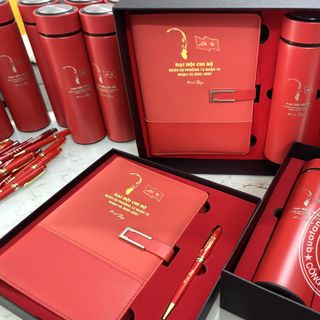 Bộ Quà Tặng Sổ Tay & Bút Ký Khắc Logo Đại Hội Đảng Bộ