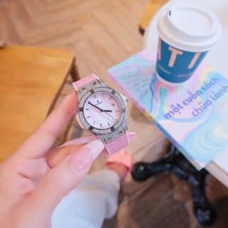 ĐỒNG HỒ NỮ CAO CẤP HUPLOT FUSHION NIỀNG ĐÁ FULL DÂY CAO SU BỌC DA HỒNG