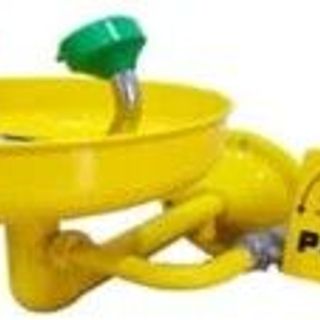 Vòi Rửa Mắt Khẩn Cấp - Bảo Vệ Đôi Mắt Trong Tình Huống Nguy Hiểm