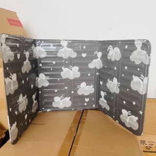 Tấm chắn dầu mỡ in hình (Ngẫu nhiên)