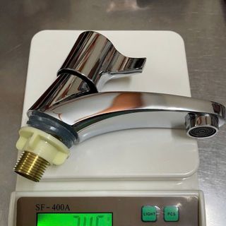 Vòi Lavabo inox mạ niken bóng lõi đồng thau