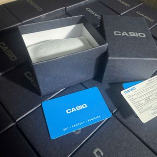 hộp đồng hồ giá rẻ có thẻ bảo hành (casio)