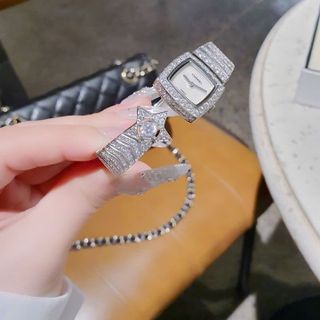 ĐỒNG HỒ NỮ SIÊU CẤP TRANEL VÒNG KIỀNG ĐÍNH HỘT XOÀN FULLBOX HÃNG