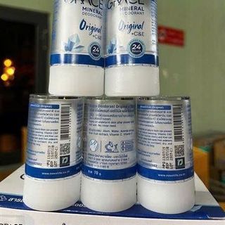 Lăn Khử Mùi Đá Khoáng Grace Hương Tinh Khiết (Thùng 288 Hủ x 70gr)