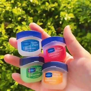 BỘ 4 HỦ SON DƯỠNG MÔI VASELINE HANBOLI