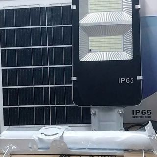 ĐÈN BÀN CHẢI 2 MẮT 100W NLMT CAO CẤP