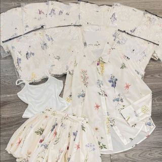 QC115 Set Đồ Nữ 3 Món Áo Sơ Mi Hoa Nhí + Áo 2 Dây Trắng + Quần Short Xòe Dáng Váy Chất Mango Tăm Lạnh Freesize 40-55kg